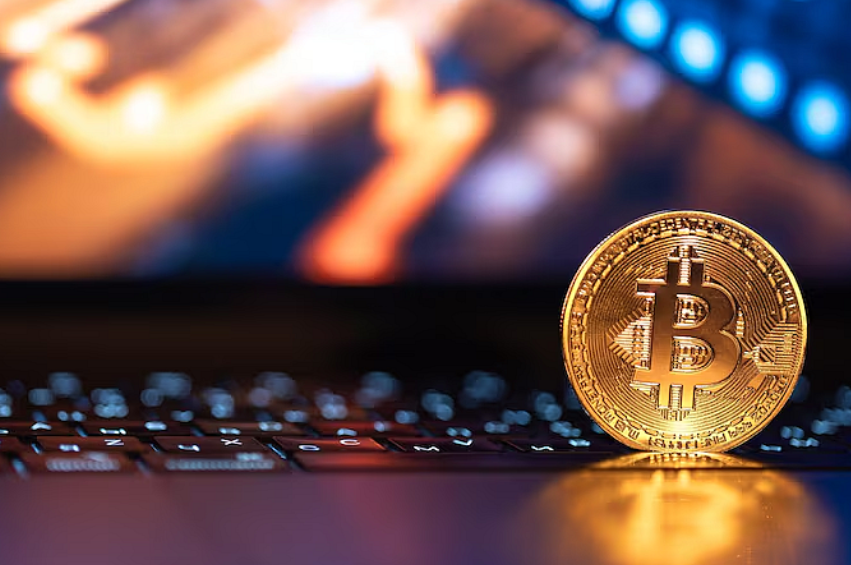 A dashboard showing crypto rewards being earned from a DePIN hotspot and storage device - mobilecrc.com.